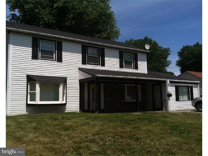 11 Palfrey Ln, Willingboro, NJ 08046 - photo 1