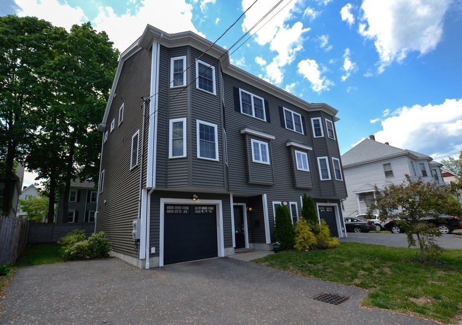 26 Rich St unit 1, Waltham, MA 02451 - photo 1