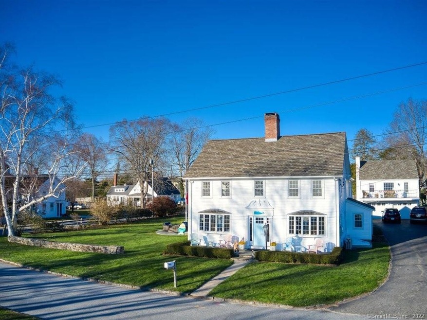 Beautiful oversized corner lot w/ apartment above 