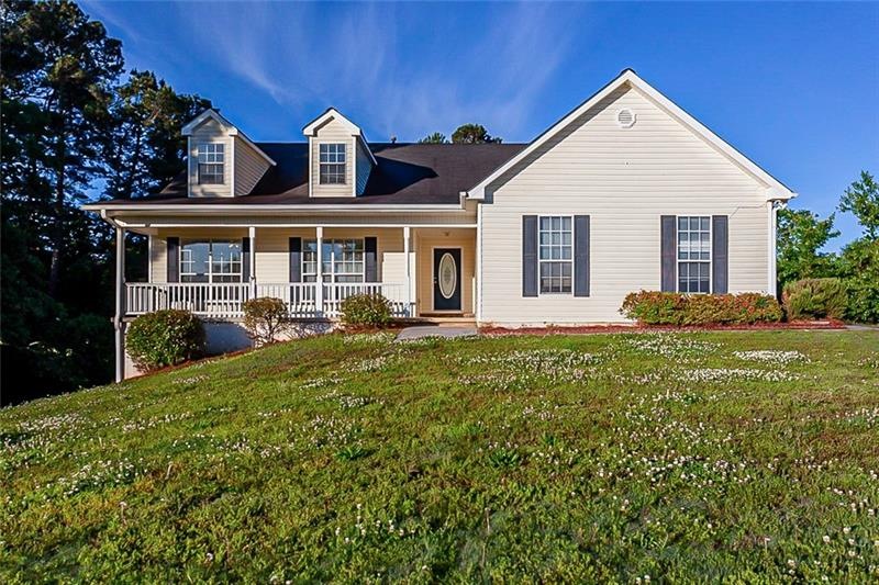 331 Olde Wick Trail, Hoschton, GA 30548 - photo 1