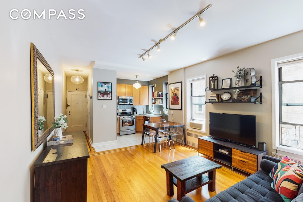 Sold $749,000 • Co-Listing Agent