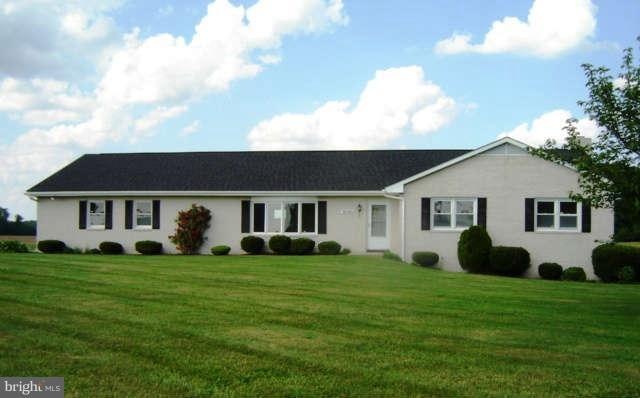 5019 Bushey Rd, Sykesville, MD 21784 - photo 1