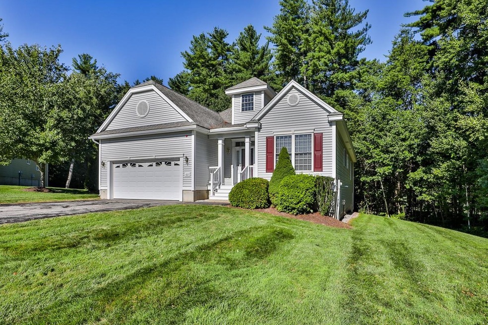 62 Sawgrass Cir, Londonderry, NH 03053 - photo 1
