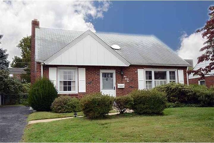 132 Walnut Hill Ln, Havertown, PA 19083 - photo 1