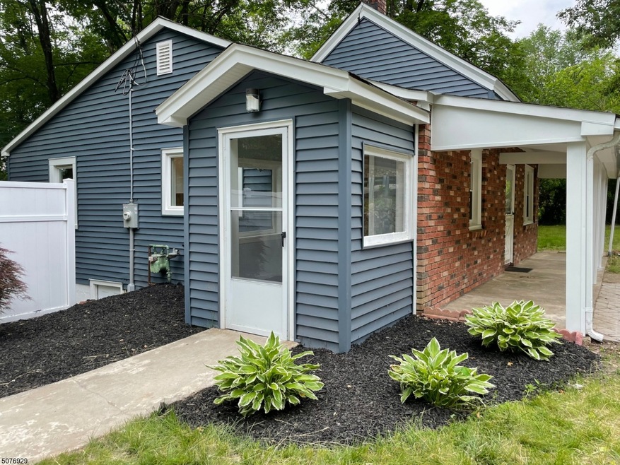 277 MacOpin Rd, Bloomingdale, NJ 07403 - photo 1