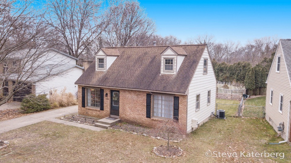 2060CherryRunCtNW-2