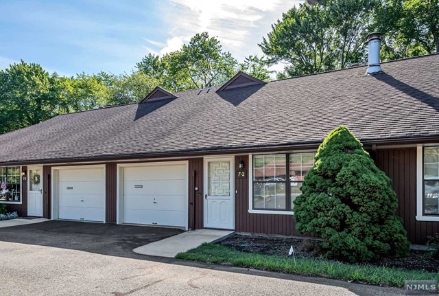 7-2 Tamaron Dr unit 2, Waldwick, NJ 07463 - photo 1