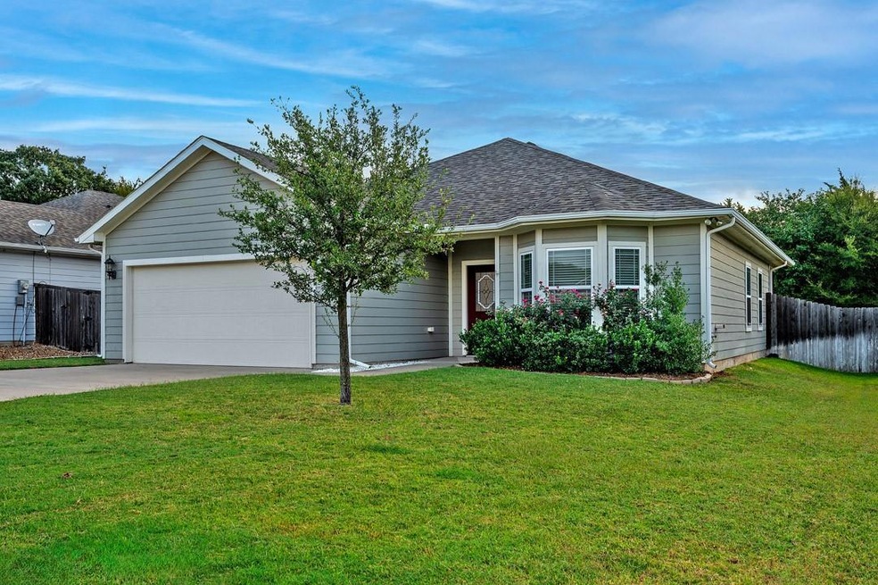 4718 Pinnacle Place, Denison, TX 75021 - photo 1