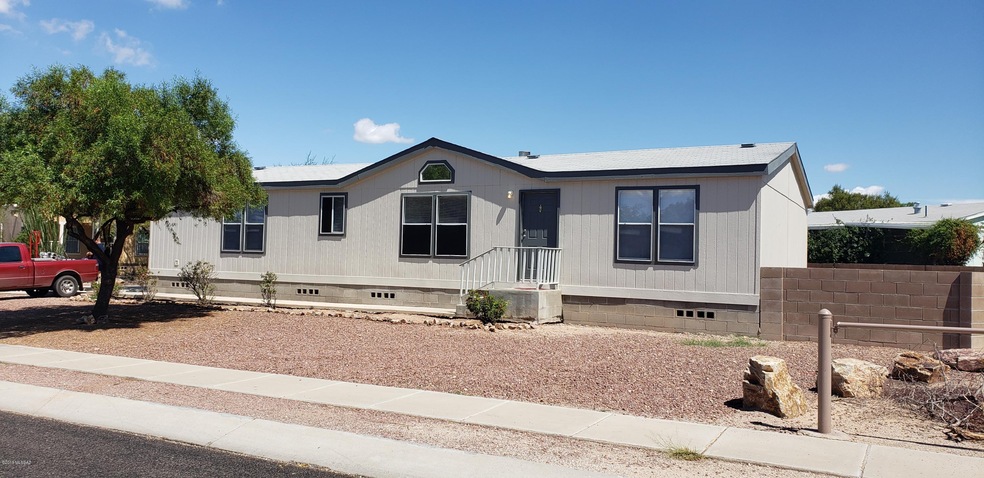 2854 E Cottonwood Club Ln, Tucson, AZ 85706 - photo 1