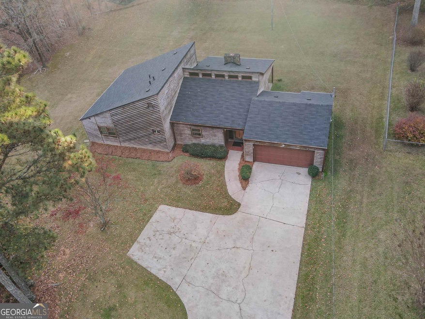 100 W Honeysuckle Ln, Carrollton, GA 30116 - photo 1