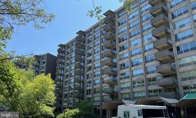 Green Hill Condominiums unit E-1118, Wynnewood, PA 19096 - photo 1