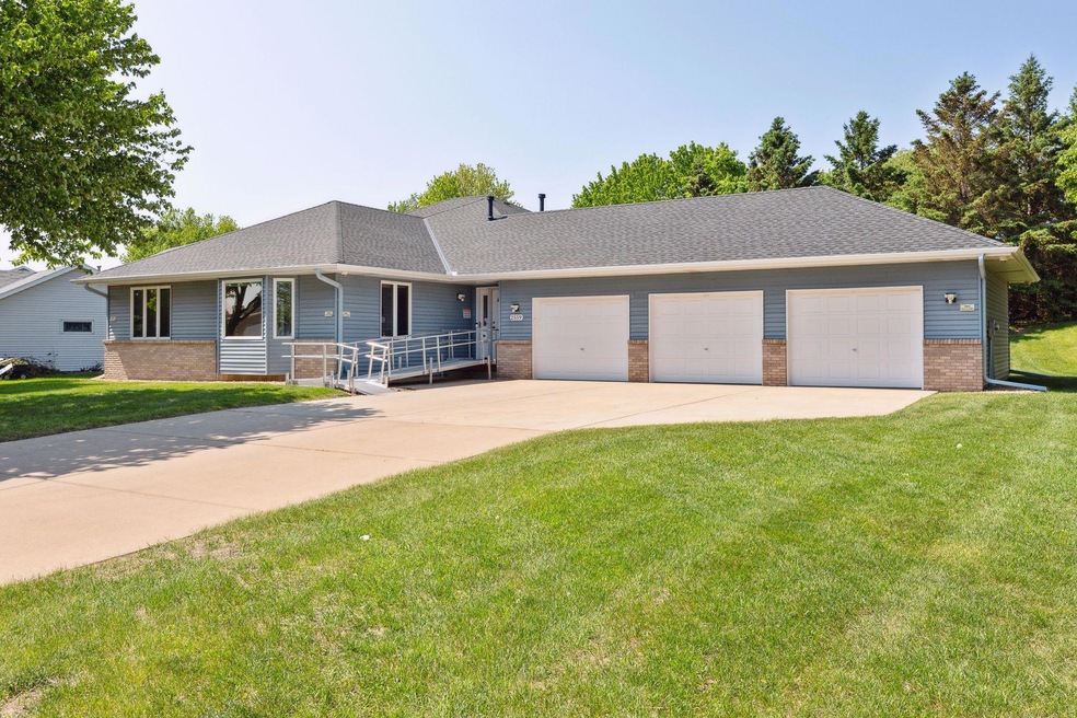 Sold $405,000 • Co-Listing Agent