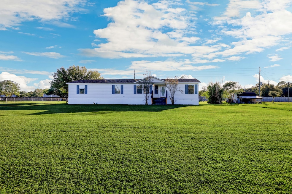 10006 Trey Rd, Needville, TX 77461 - photo 1