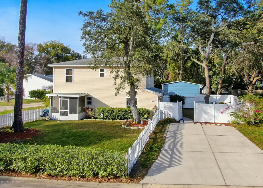 1845 Forsyth Ct-1