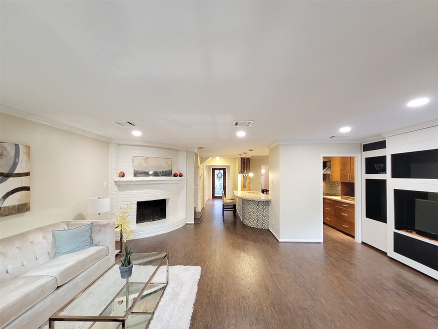 14157 Lost Meadow Ln, Houston, TX 77079 - photo 1