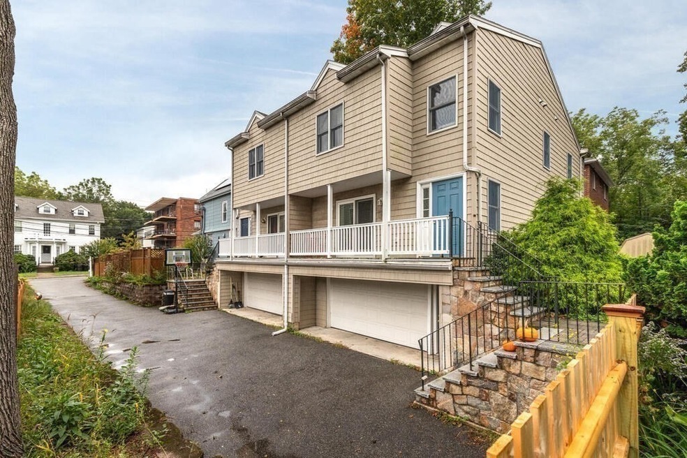 15 Walnut St unit C, Arlington, MA 02476 - photo 1