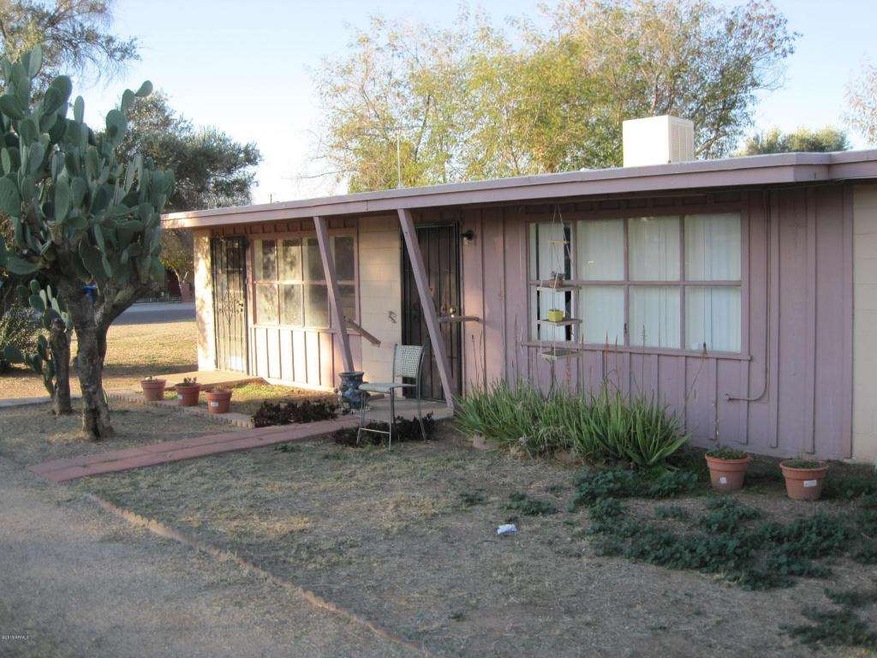 3502 E Cambridge 012