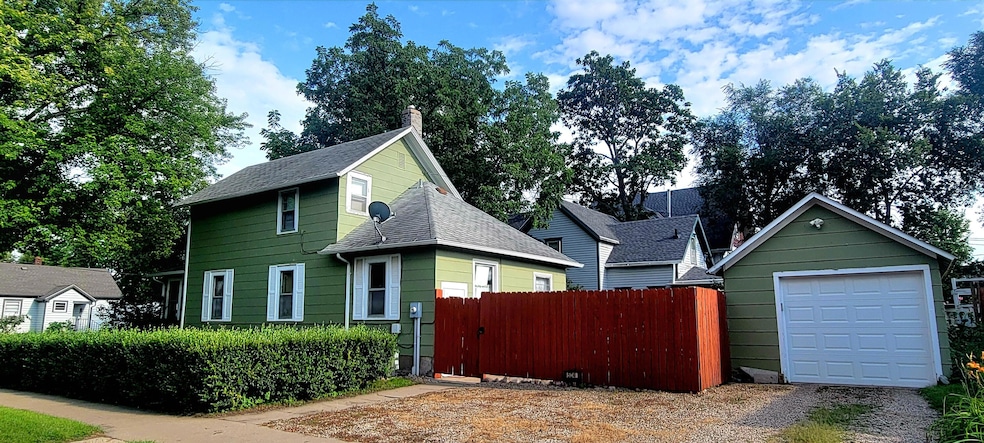 For Sale $159,900 • Co-Listing Agent
