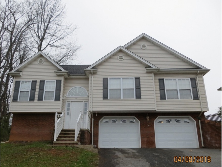13 Taylor Ridge Ct, Johnson City, TN 37601 - photo 1