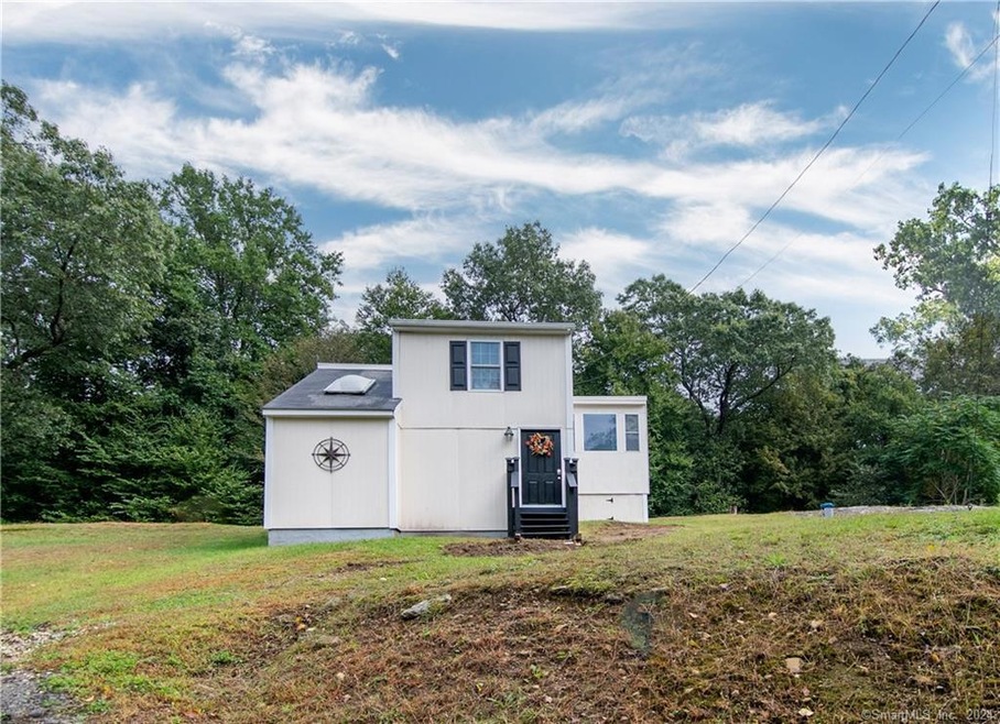 15 Aunt Pattys Ln W, Bethel, CT 06801 - photo 1