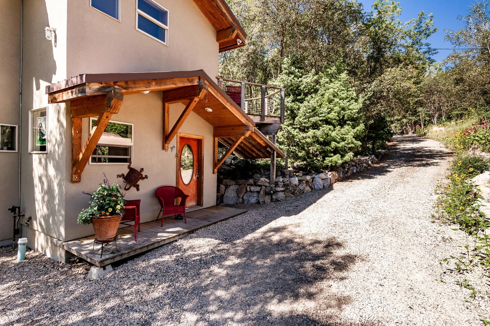 2470 Snake Creek Rd Midway UT-001-025-24