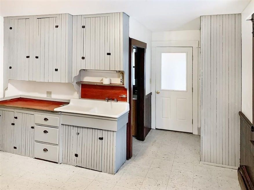 66 Sullivan St unit 68, Claremont, NH 03743 - photo 1