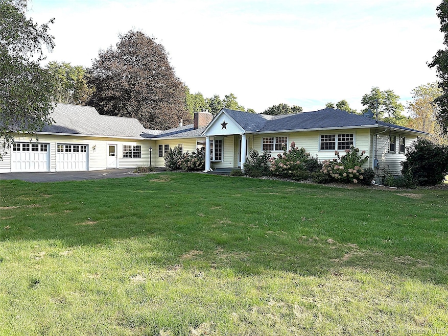 886 Route 199, Red Hook, NY 12571 - photo 1