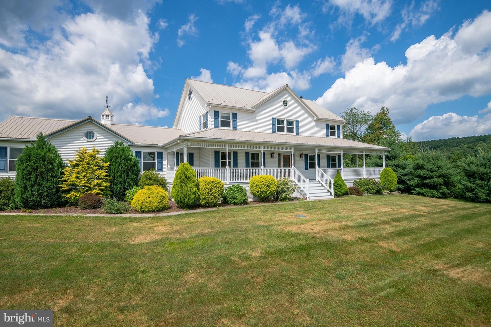 627 Mountain Rd, Tamaqua, PA 18252 - photo 1