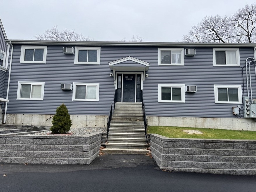 210 Middle St unit d, East Weymouth, MA 02189 - photo 1