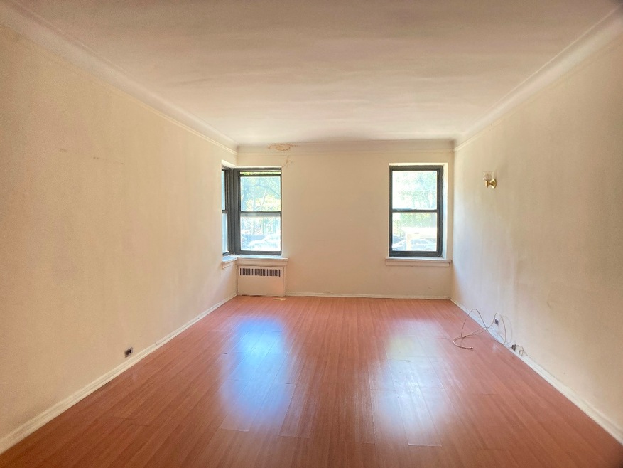 105 Arden St unit 2C, New York, NY 10040 - photo 1