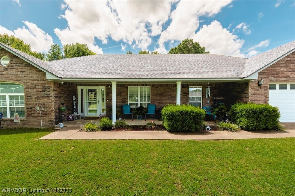 463696 E 1044 Loop, Sallisaw, OK 74955 - photo 1