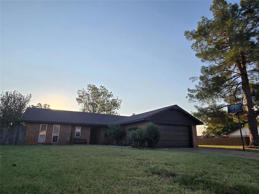 For Sale $165,000 • Co-Listing Agent