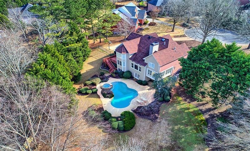 215 Hamilton Way, Roswell, GA 30075 - photo 1