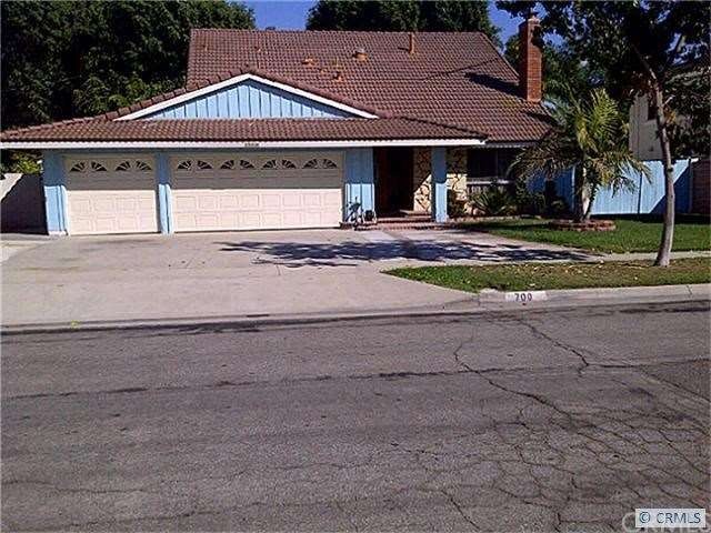 700 S Kenmore St, Anaheim, CA 92804 - photo 1