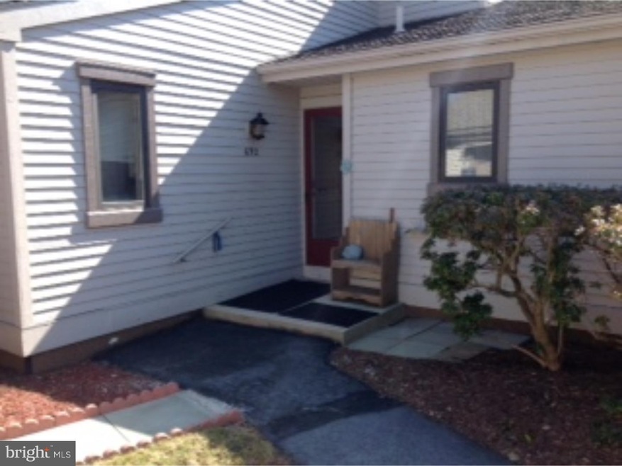 692 Inverness Dr, West Chester, PA 19380 - photo 1