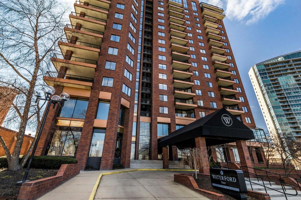 155 W Main St #1702 39