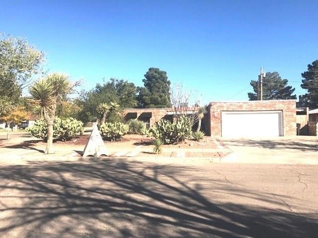 16018 Homestead Dr, El Paso, TX 79928 - photo 1