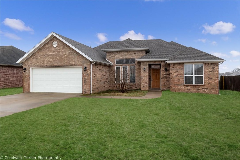 604 SW Wallstone Rd, Bentonville, AR 72712 - photo 1