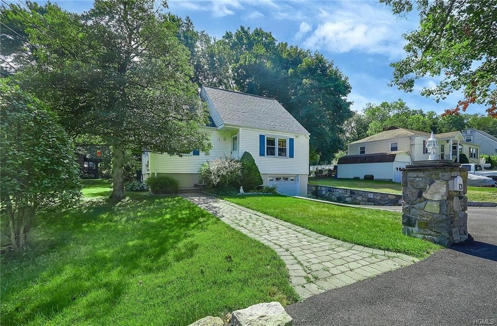 13 Edgewood Rd, Cortlandt Manor, NY 10567 - photo 1