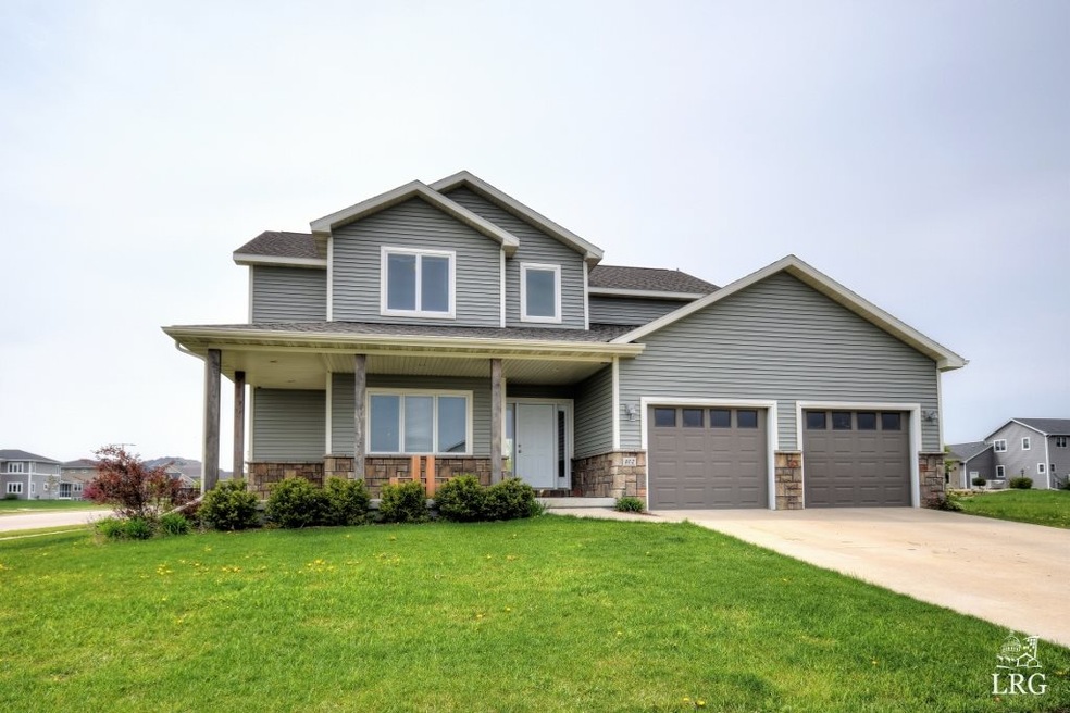 802 Sumac St, Oregon, WI 53575 - photo 1