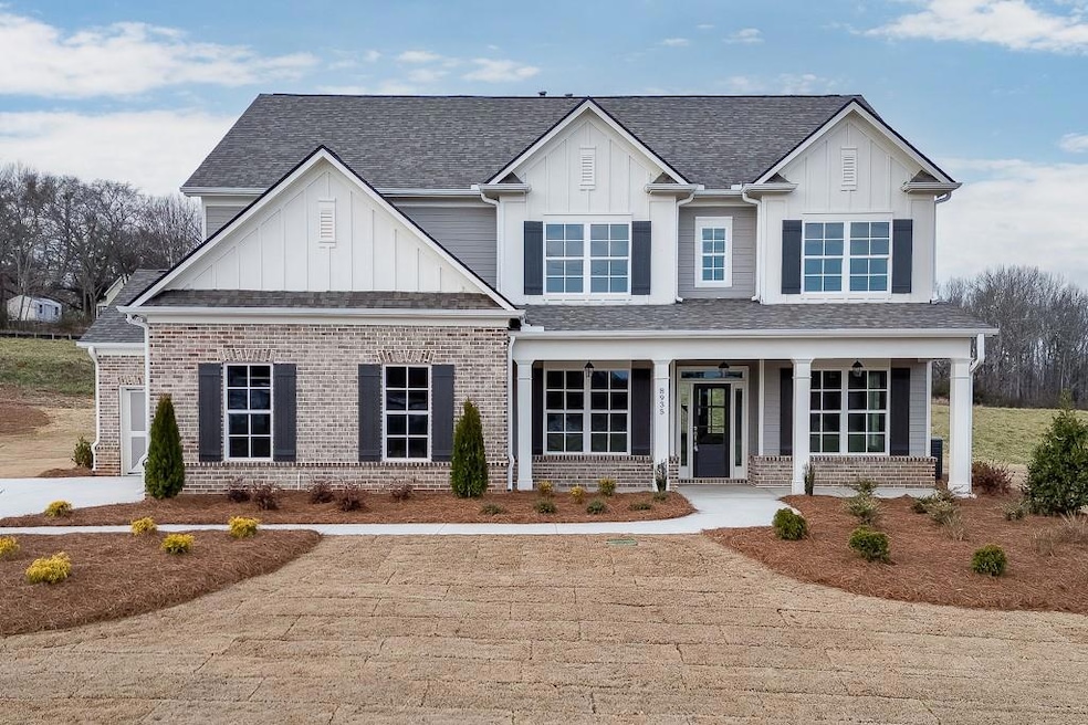 8935 Claude Martin Dr, Gainesville, GA 30506 - photo 1