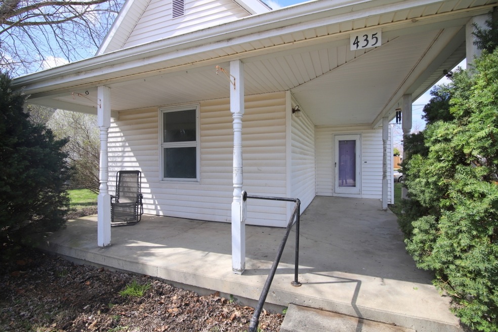 435 Main St, Lapel, IN 46051 - photo 1