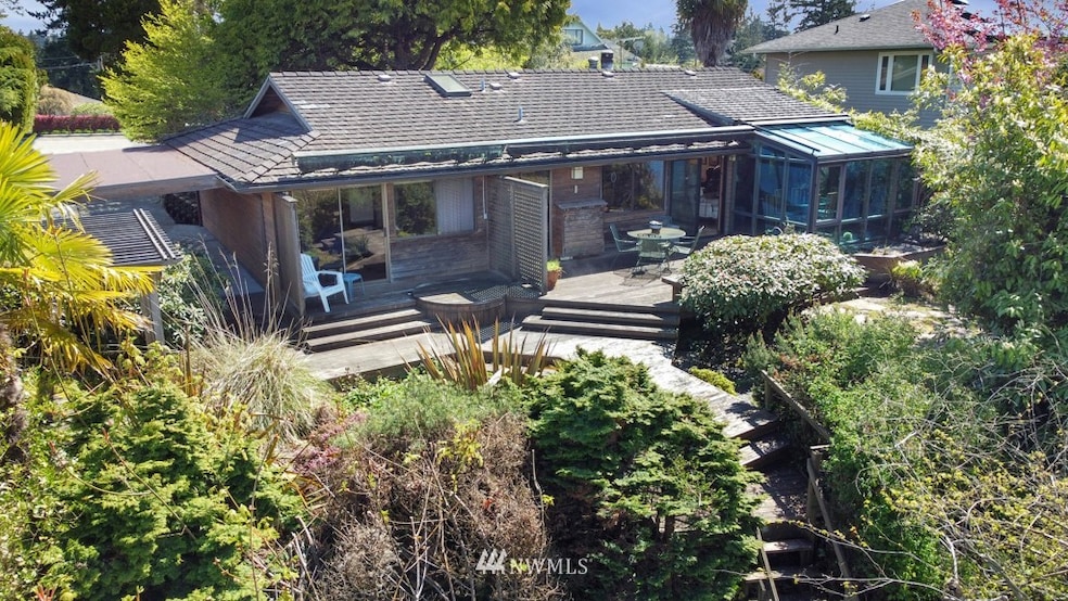 Sold $988,000 • Co-Listing Agent