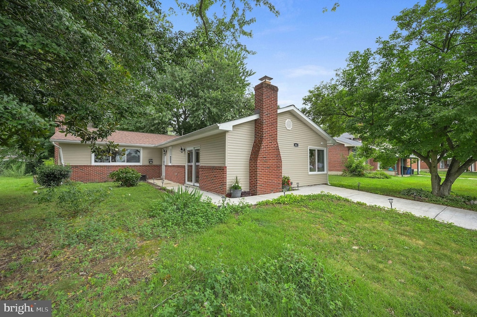 910 Wilson Dr, Dover, DE 19904 - photo 1