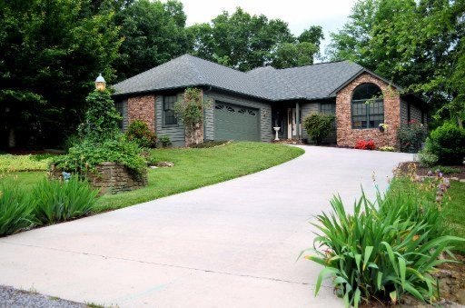 133 Trentwood Dr, Crossville, TN 38558 - photo 1