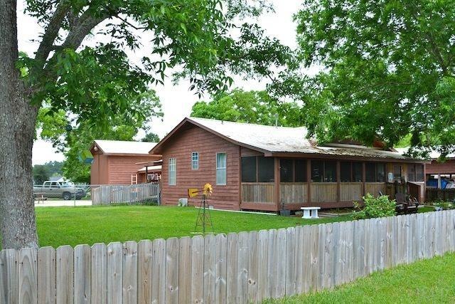 2120 Hollyhill Rd, Pensacola, FL 32526 - photo 1