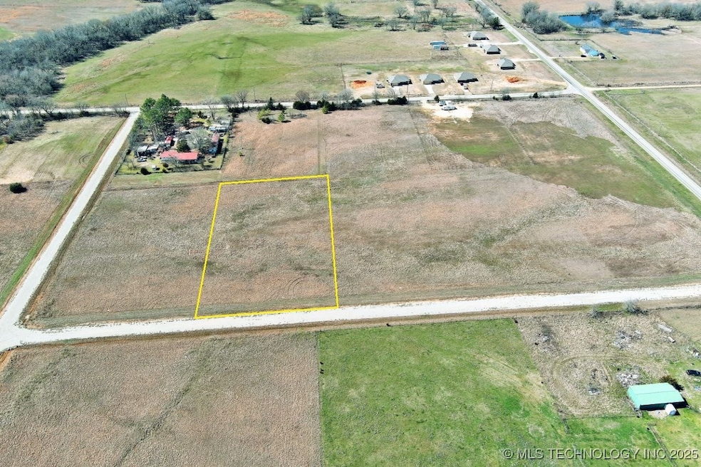 Lot 8