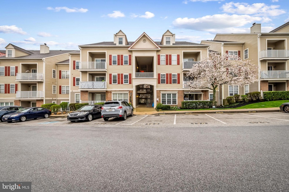 2203 Falls Gable Ln unit B, Baltimore, MD 21209 - photo 1