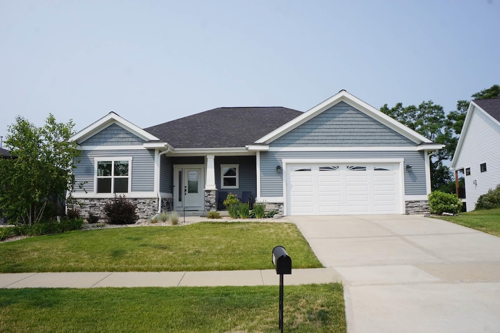 Sold $740,000 • Co-Listing Agent