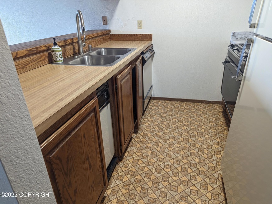 PXL_20220330_000420259